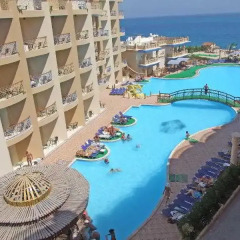 Отель Sphinx Aqua Park Beach Resort бассейн фото 2