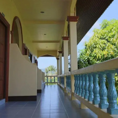 Отель Fantasy Hill Bungalow балкон