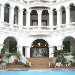 Отель Grand Sole Pattaya Beach Hotel Таиланд, Паттайя - отзывы, цены и фото номеров - забронировать отель Grand Sole Pattaya Beach Hotel онлайн бассейн фото 2