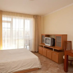 Отель Central Plaza Apartment Болгария, Солнечный берег - отзывы, цены и фото номеров - забронировать отель Central Plaza Apartment онлайн сейф в номере
