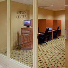 Отель Red Lion Harrisburg Hershey банкомат