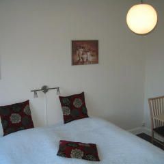 Отель Alberte Bed & Breakfast Дания, Оденсе - отзывы, цены и фото номеров - забронировать отель Alberte Bed & Breakfast онлайн комната для гостей фото 5