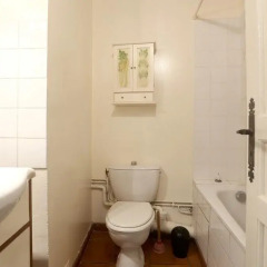 Отель Lovely and Typical 1 bedroom ванная