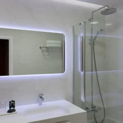 Отель Lutecia Smart Design Hotel Португалия, Лиссабон - 2 отзыва об отеле, цены и фото номеров - забронировать отель Lutecia Smart Design Hotel онлайн ванная фото 2
