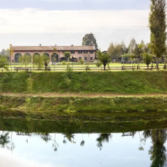 Отель Agriturismo La Penisola Италия, Лимена - отзывы, цены и фото номеров - забронировать отель Agriturismo La Penisola онлайн спортивное сооружение