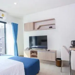 Отель Niche Mono Sukhumvit 50 By Ariva Бангкок комната для гостей фото 5