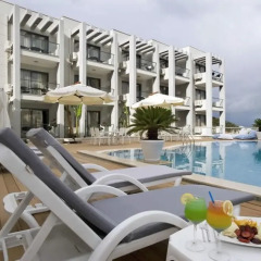 Отель Kondo Suites & Residence Чешме бассейн фото 2
