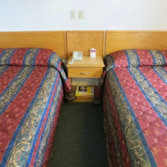 Отель City Centre Motor Hotel Канада, Ванкувер - отзывы, цены и фото номеров - забронировать отель City Centre Motor Hotel онлайн комната для гостей