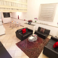 Отель Monti Colosseum Accommodation фитнесс-зал
