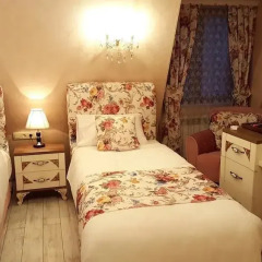 Отель English Home Tbilisi Тбилиси детские мероприятия