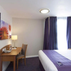 Отель Premier Inn Glasgow - Cumbernauld удобства в номере