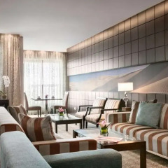 Traders Hotel Qaryat Al Beri Abu Dhabi, by Shangri-la гостиничный бар