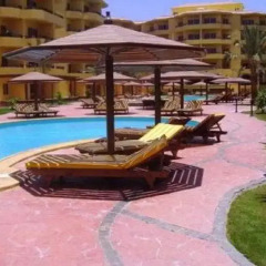 Апартаменты British Resort Apartments бассейн фото 2