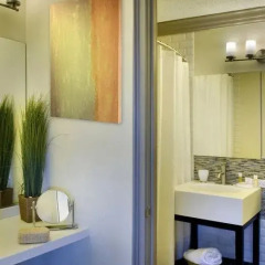 Отель Sutton Court Hotel Residences США, Нью-Йорк - отзывы, цены и фото номеров - забронировать отель Sutton Court Hotel Residences онлайн ванная