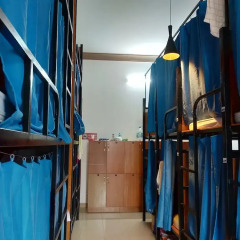 Sakura Cholon Hostel развлечения