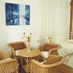 Отель Roses Village Bed And Breakfast комната для гостей фото 2