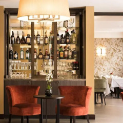 Отель Aragon Apartments Бельгия, Брюгге - отзывы, цены и фото номеров - забронировать отель Aragon Apartments онлайн гостиничный бар