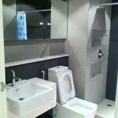 Отель Thanyalak at The Gallery Condominium ванная
