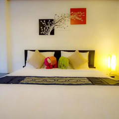 Отель Naiharn Retreat Resort Пхукет комната для гостей