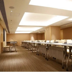 Jovenstars Hotel