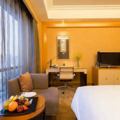 Отель Crowne Plaza Paragon Xiamen Китай, Сямынь - 2 отзыва об отеле, цены и фото номеров - забронировать отель Crowne Plaza Paragon Xiamen онлайн удобства в номере фото 2