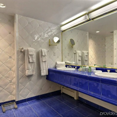 Отель Maritime Plaza Hotel Канада, Монреаль - отзывы, цены и фото номеров - забронировать отель Maritime Plaza Hotel онлайн спа