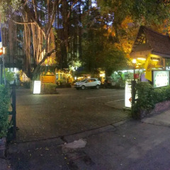 Отель Miku Guesthouse Бангкок парковка
