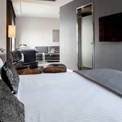 Отель AC Hotel Sevilla Torneo, a Marriott Lifestyle Hotel Испания, Севилья - отзывы, цены и фото номеров - забронировать отель AC Hotel Sevilla Torneo, a Marriott Lifestyle Hotel онлайн комната для гостей фото 4