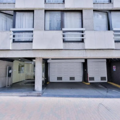 Апартаменты Apartments Résidence Louise парковка