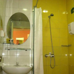 Отель Home Inn ванная