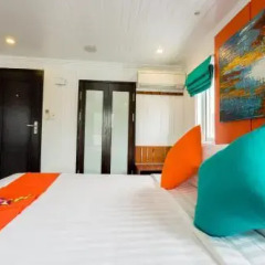 Отель L'Azalee Cruise Halong интерьер отеля