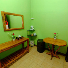 Отель Lanta Ala Guesthouse Ланта удобства в номере фото 2