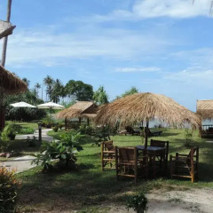 Отель Lazy Days Bungalows Ланта