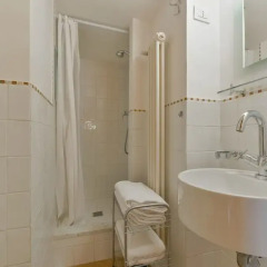 Отель Msn Suites Palazzo Uguccioni Флоренция ванная