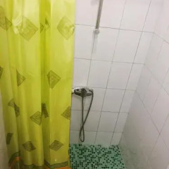 Гостиница Хостел Local Irkutsk в Иркутске отзывы, цены и фото номеров - забронировать гостиницу Хостел Local Irkutsk онлайн Иркутск ванная фото 2