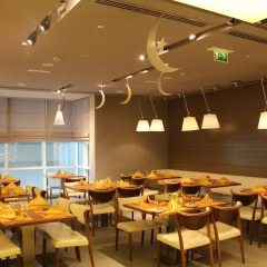 Отель The Act Hotel ОАЭ, Шарджа - 1 отзыв об отеле, цены и фото номеров - забронировать отель The Act Hotel онлайн питание фото 2