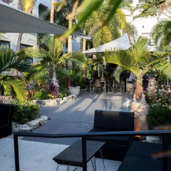 South Beach Plaza Hotel фото 13