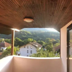 Отель Luylyana Guesthouse балкон