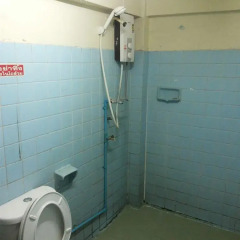 Отель Samsen 6 Guesthouse Бангкок ванная фото 2