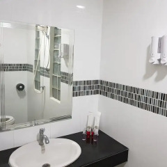 Отель NK Guesthouse Бангкок ванная