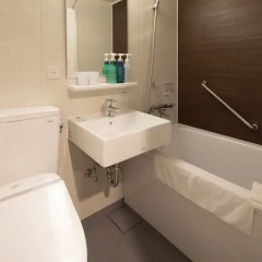 Отель THE KNOT TOKYO Shinjuku ванная