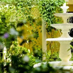 Отель Feung Nakorn Balcony Rooms and Cafe Бангкок