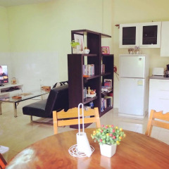 Отель Krabi Host Family - Hostel Таиланд, Краби - отзывы, цены и фото номеров - забронировать отель Krabi Host Family - Hostel онлайн интерьер отеля