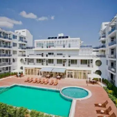 Отель Incognito Hotel Болгария, Поморие - отзывы, цены и фото номеров - забронировать отель Incognito Hotel онлайн бассейн фото 3