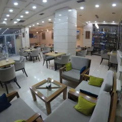 Отель Comfort Албания, Тирана - отзывы, цены и фото номеров - забронировать отель Comfort онлайн интерьер отеля фото 3