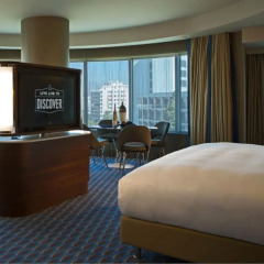 Renaissance Izmir Hotel интерьер отеля
