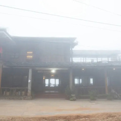 Отель Tavan Ecologic Homestay пляж
