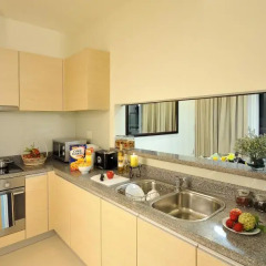 Отель Crescent Residence в номере