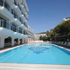 Emre Beach Hotel бассейн фото 3
