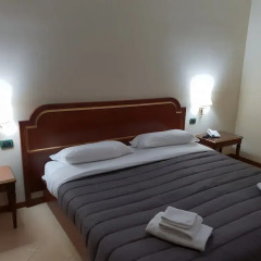 Hotel Sakura Торре-дель-Греко комната для гостей фото 4